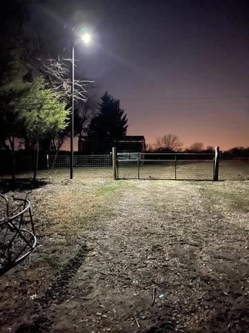 Luminária LED Solar 1000W com Sensor de Presença IP66