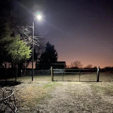 Refletor Solar LED Sensor Movimento 12h Autonomia